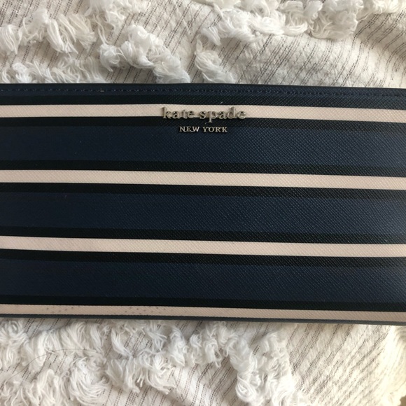 Kate Spade Cameron York) straight slim bifold wallet. New - Picture 2 of 5